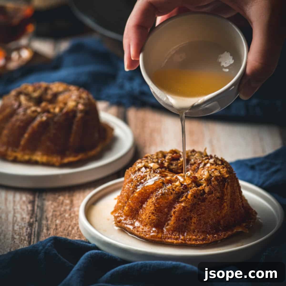 Nutty Brown Butter Pecan Rum Cake 1 featured 2966 1