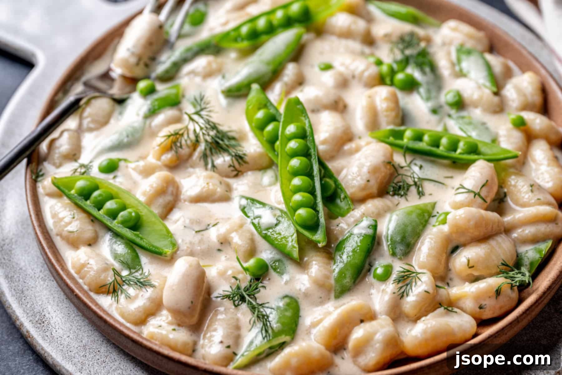 Spring Gnocchi with Crisp Sugar Snap Peas and Creamy Dill Sauce 11 Spring Gnocchi with Sugar Snap Peas and Dill Cream Sauce