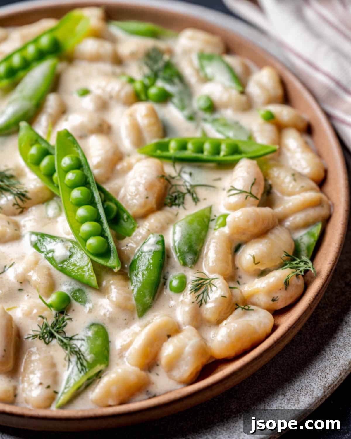 Spring Gnocchi with Crisp Sugar Snap Peas and Creamy Dill Sauce 5 Spring Gnocchi with Sugar Snap Peas and Dill Cream Sauce