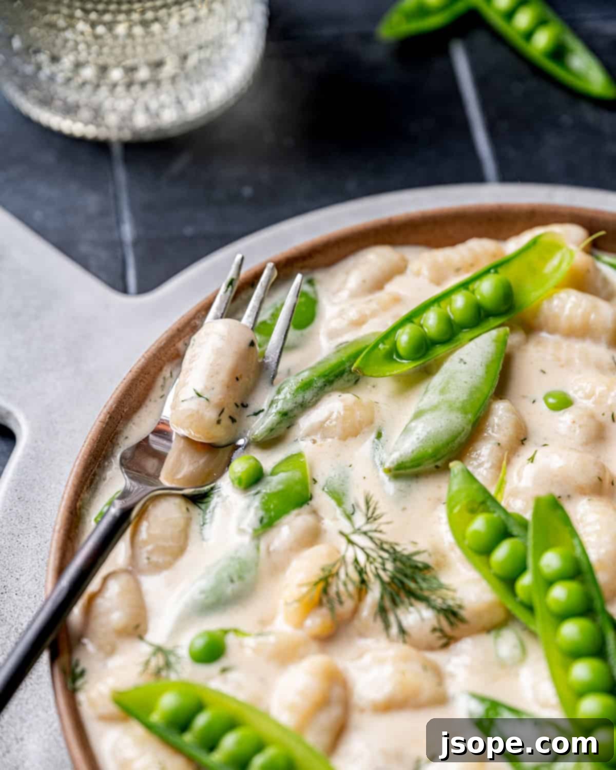 Spring Gnocchi with Crisp Sugar Snap Peas and Creamy Dill Sauce 8 Spring Gnocchi with Sugar Snap Peas and Dill Cream Sauce