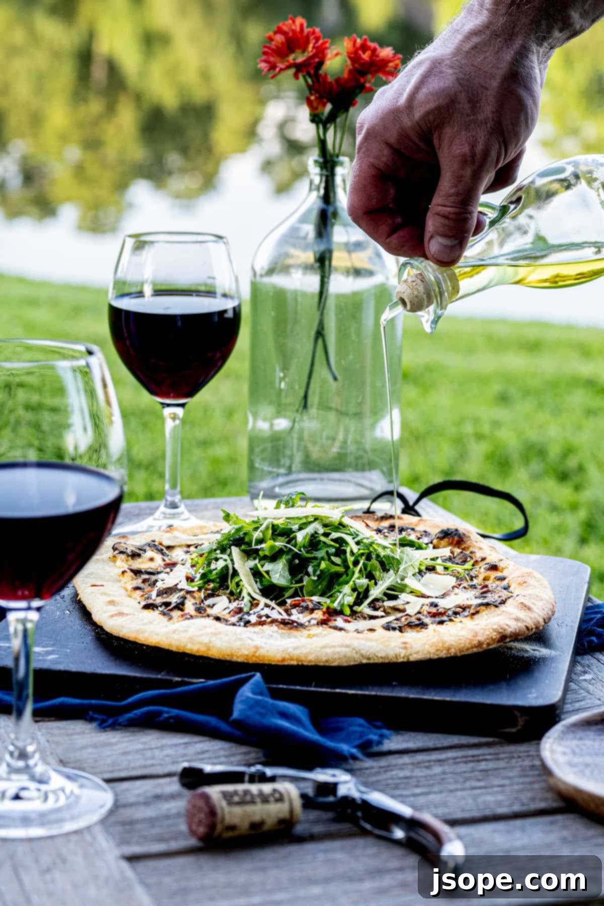 Truffle Mushroom White Pizza