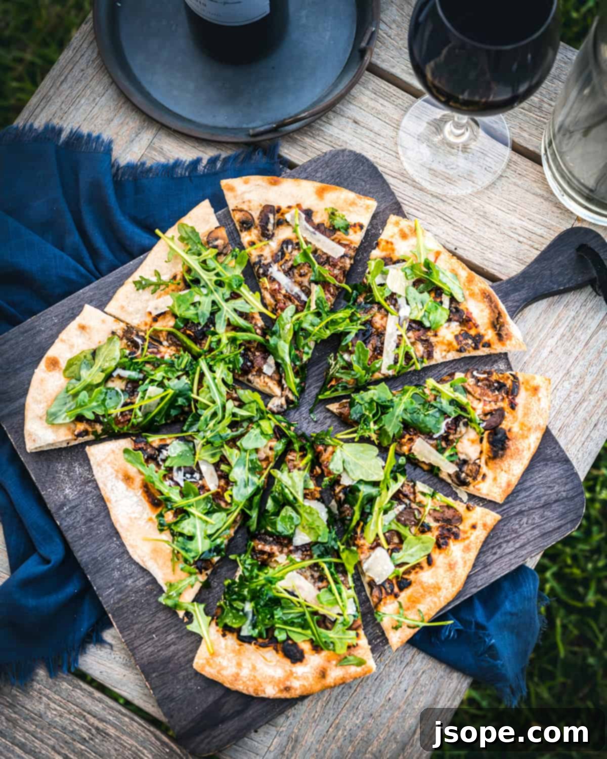 Truffle Mushroom White Pizza