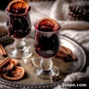 Mulled Wine with Amaretto and Brandy