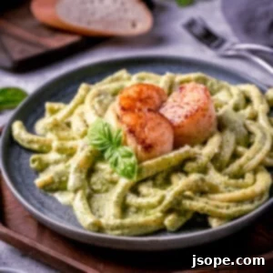 Velvety Pesto Pasta with Pan-Seared Scallops 4 Creamy Pesto Pasta with Seared Scallops