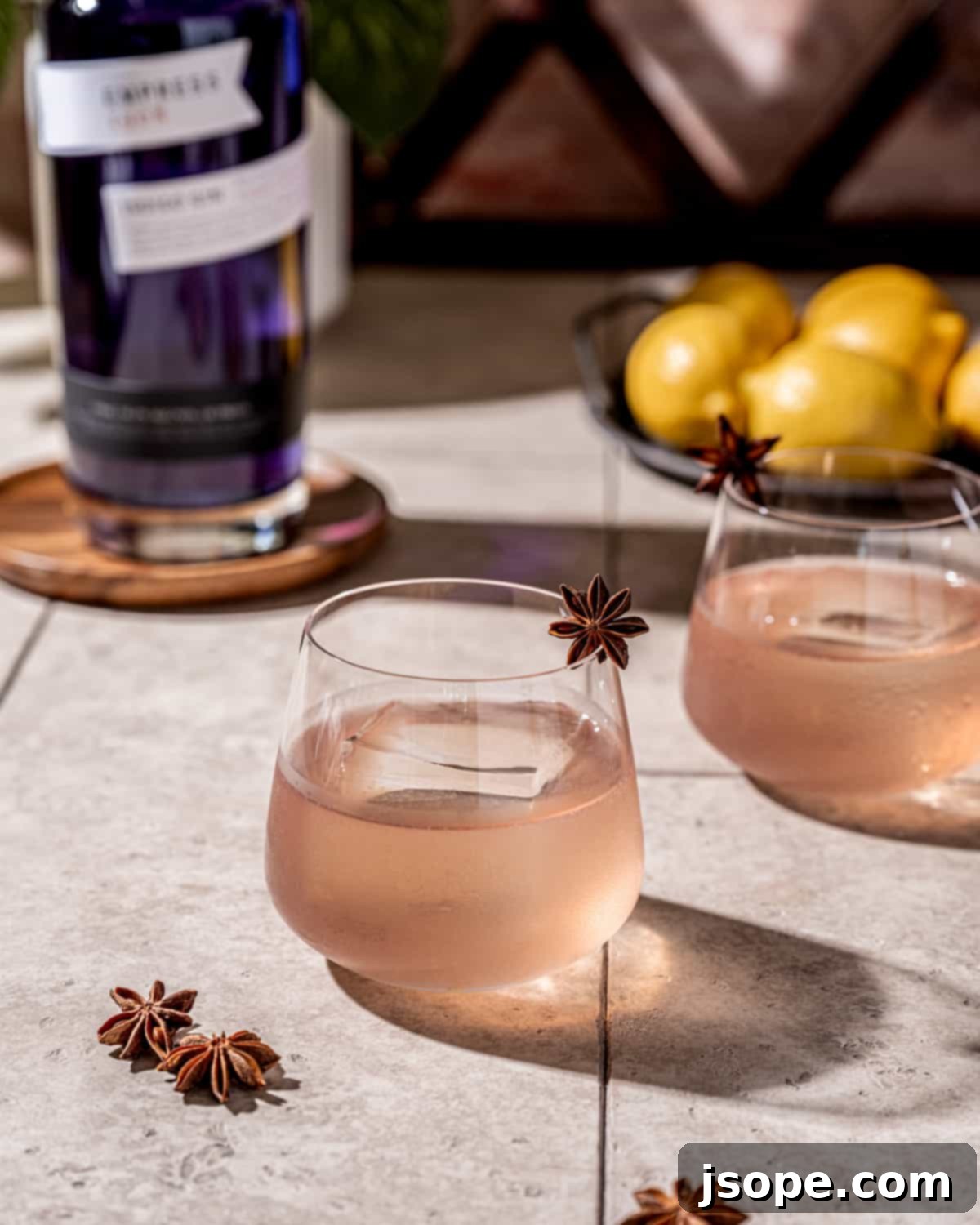 Golden Empress Gin Cocktail