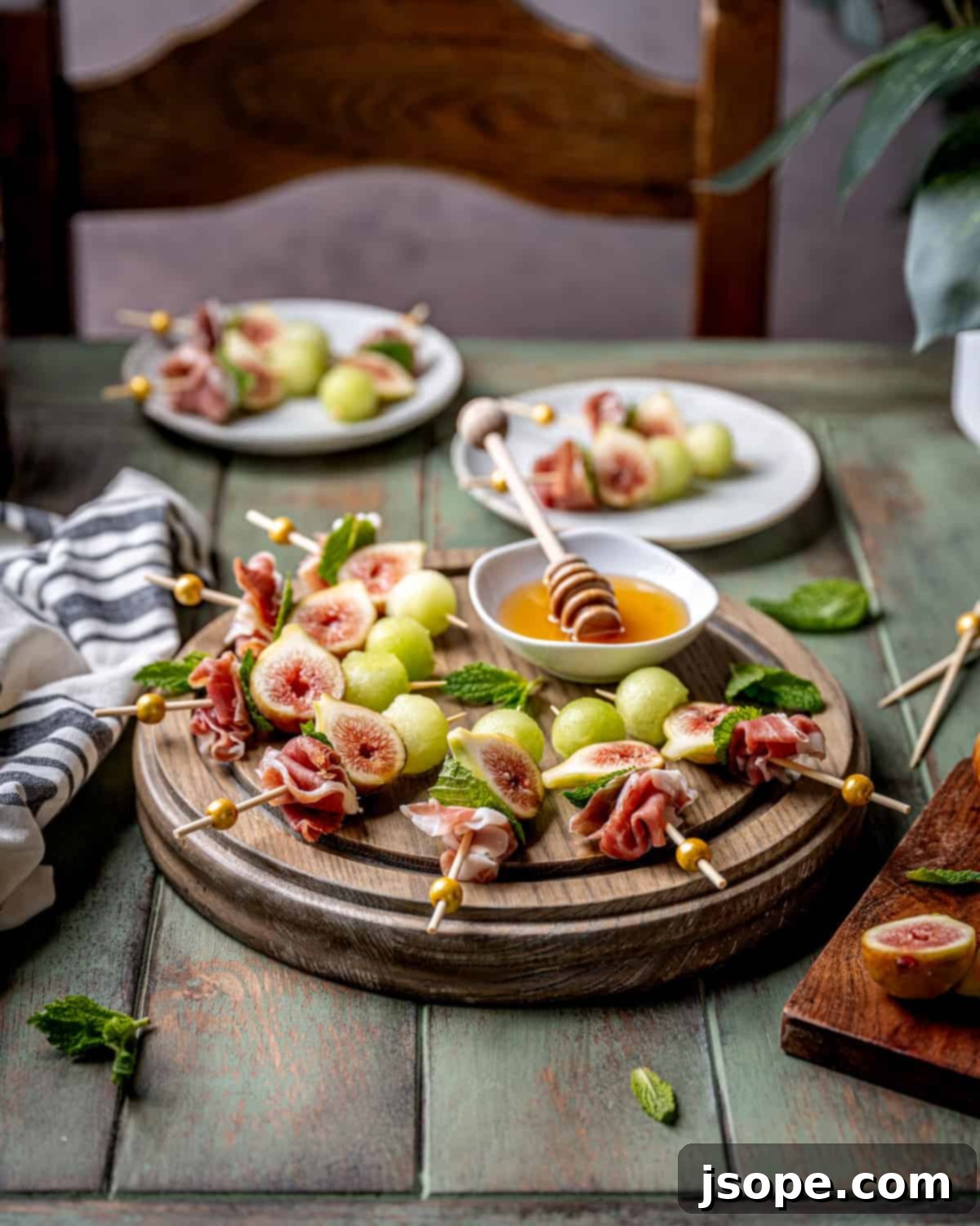 Finished Fig Prosciutto and Honeydew Bites Ready to Eat